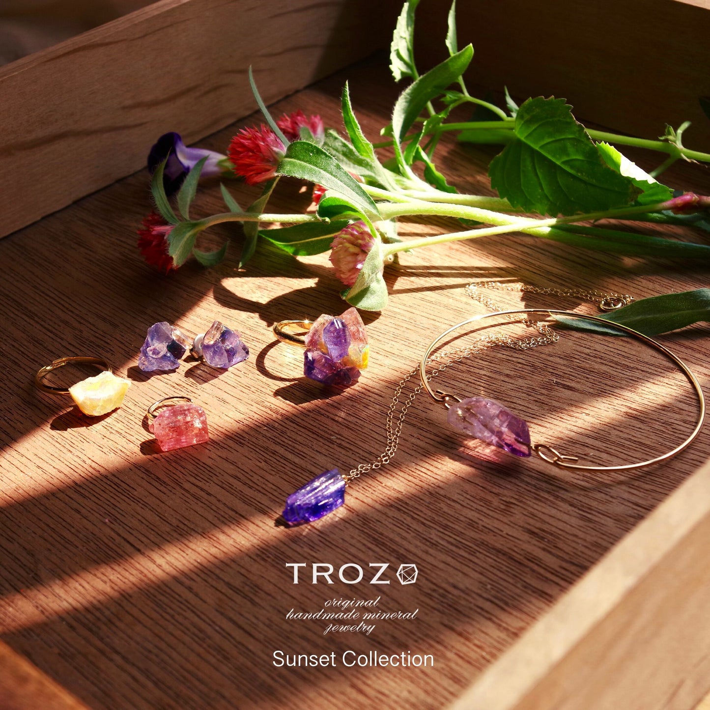 Fluorite Raw Stone Ring - One of a Kind — handmade natural mineral jewelry by TROZO, made in Japan (view 7)