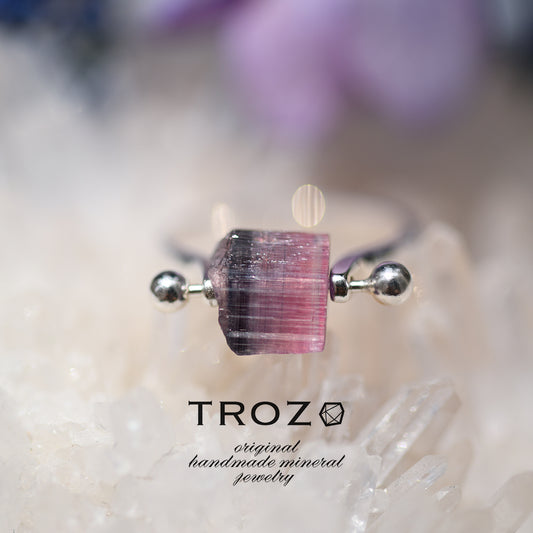Tourmaline Raw Stone Ring - One of a Kind - handmade natural mineral jewelry by TROZO, made in Japan (view 1)