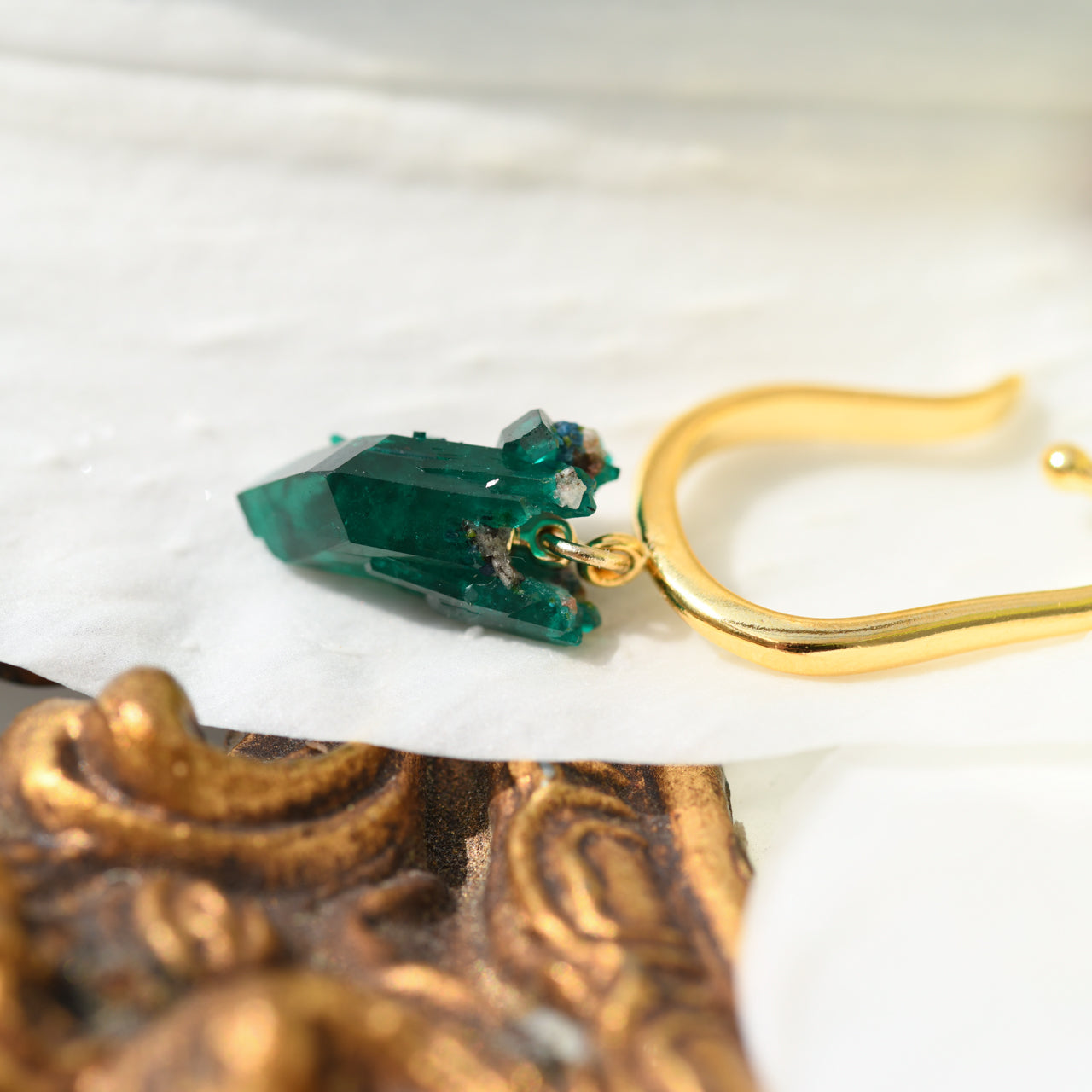 [One of a kind] Dioptase Raw Stone Ear Cuff | Handmade Natural Stone Jewelry [Fairy Tale Collection]