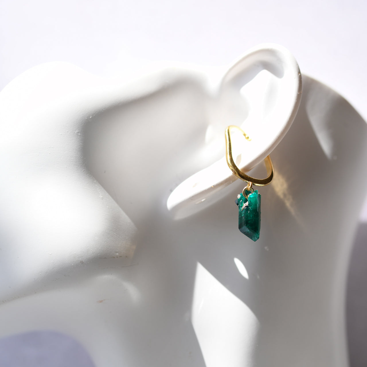 [One of a kind] Dioptase Raw Stone Ear Cuff | Handmade Natural Stone Jewelry [Fairy Tale Collection]