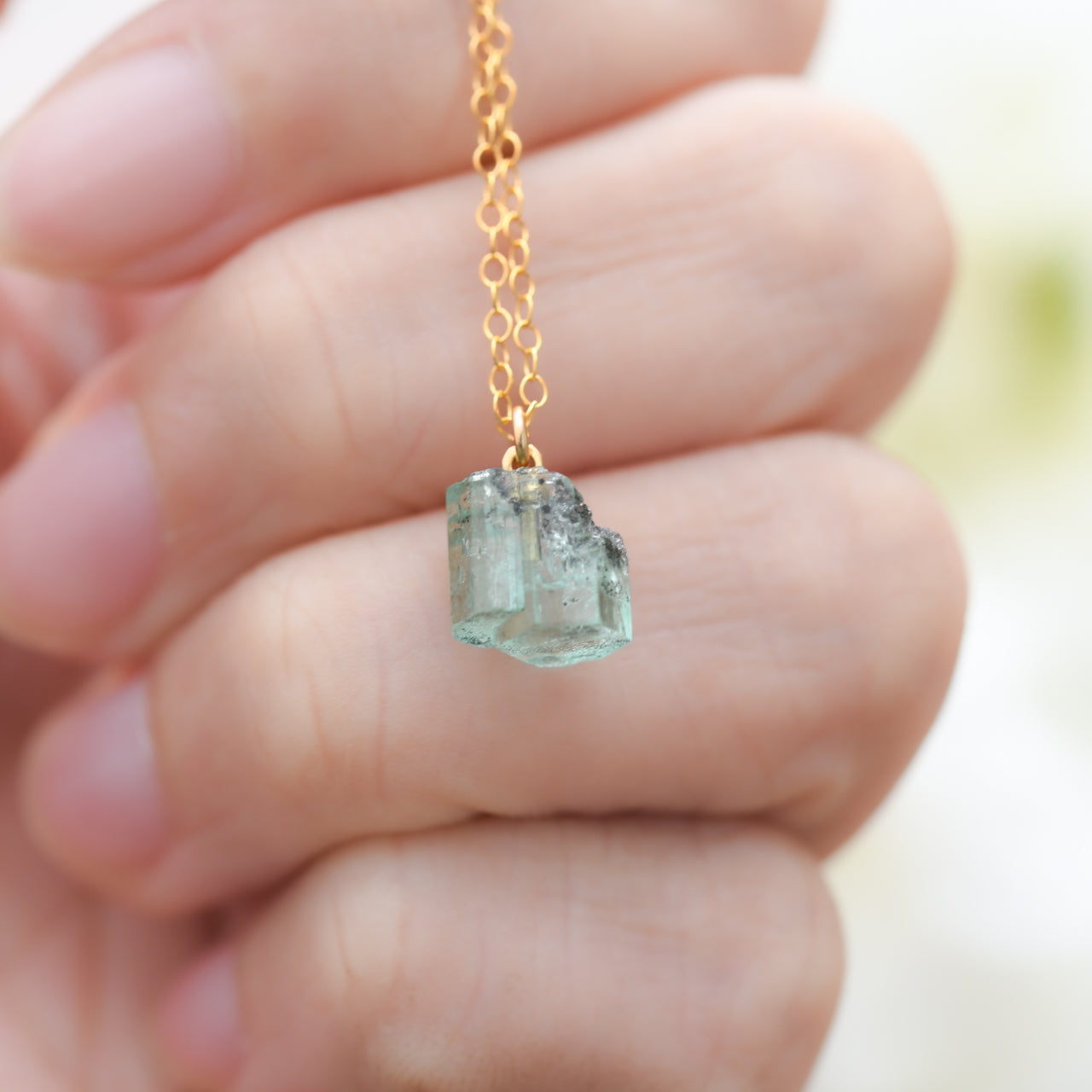 [One of a kind] Emerald Raw Stone Necklace | Handmade Natural Stone Jewelry [Fairy Tale Collection]