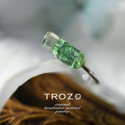 [One of a kind] Tourmaline Raw Stone Pinky Ring | Handmade Natural Stone Jewelry [Fairy Tale Collection]