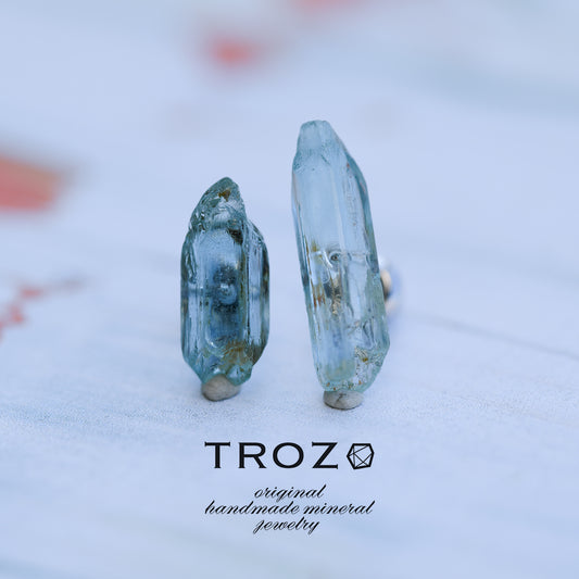 [One of a kind] Aquamarine Raw Stone Earrings | Handmade Natural Stone Jewelry [Heat Collection]