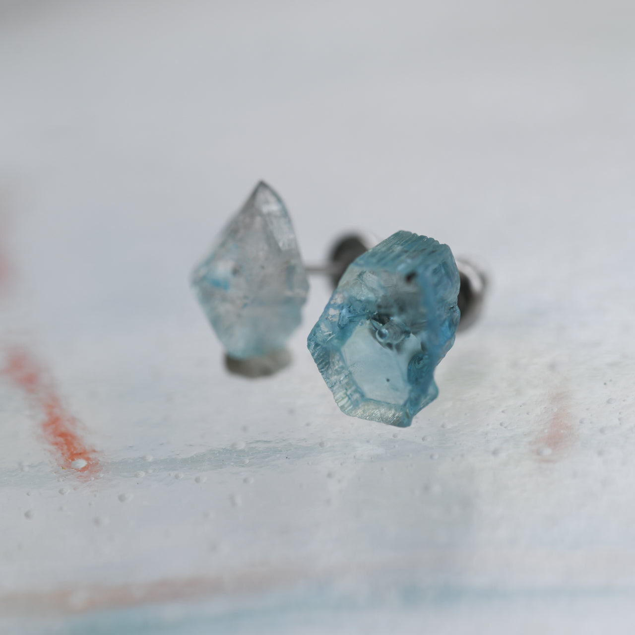 [One of a kind] Aquamarine × Euclase Raw Stone Earrings | Handmade Natural Stone Jewelry [Heat Collection]