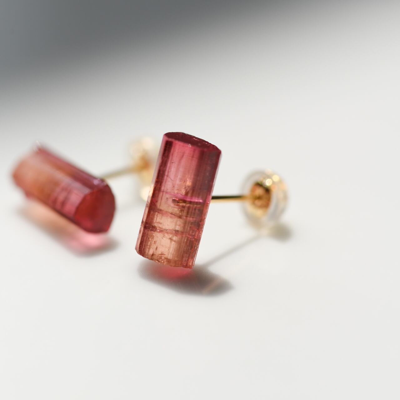 [One of a kind] Tourmaline Raw Stone 18K Earrings | Handmade Natural Stone Jewelry [Tourmalin Fest]