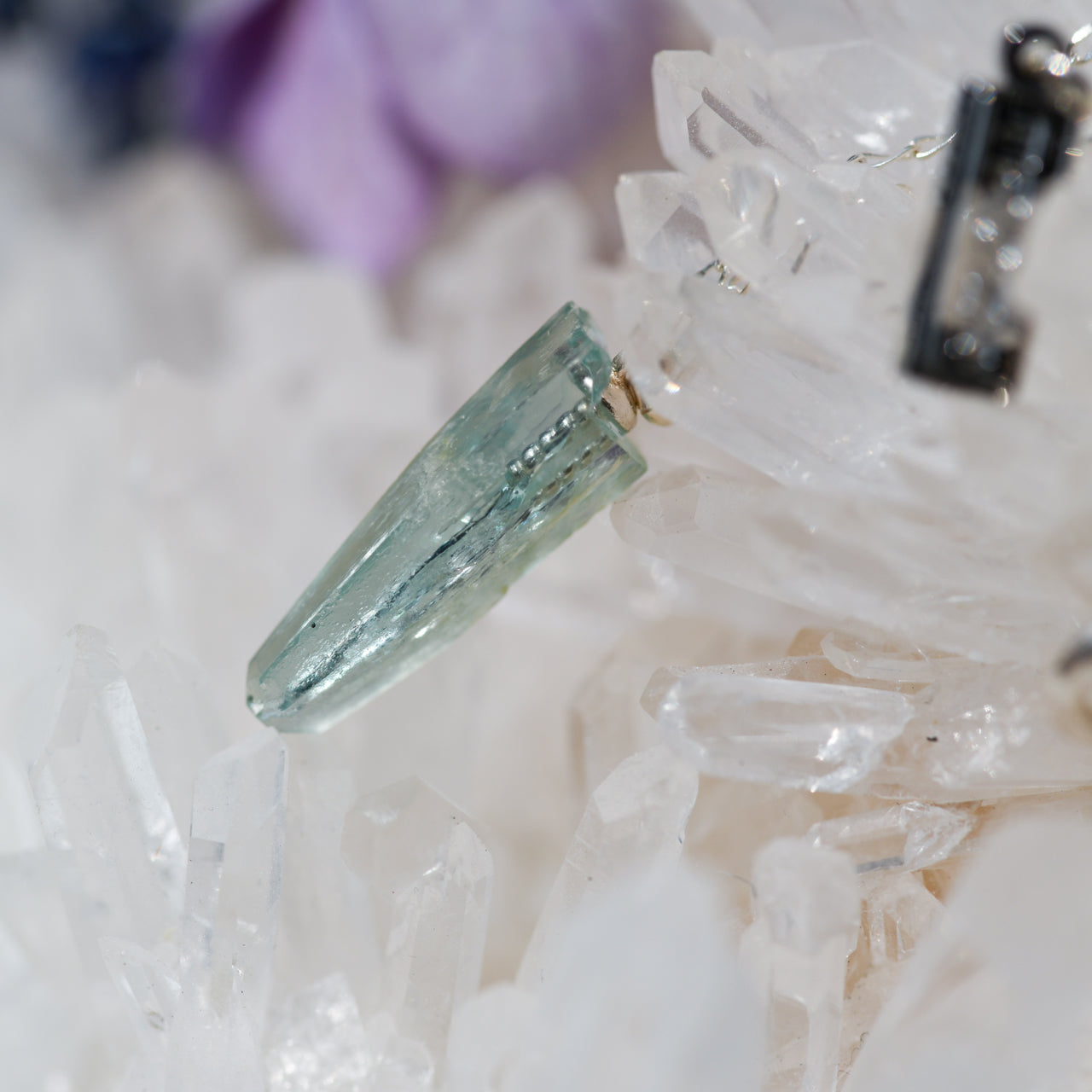 Aquamarine Raw Stone Necklace - One of a Kind - handmade natural mineral jewelry by TROZO, made in Japan (view 2)