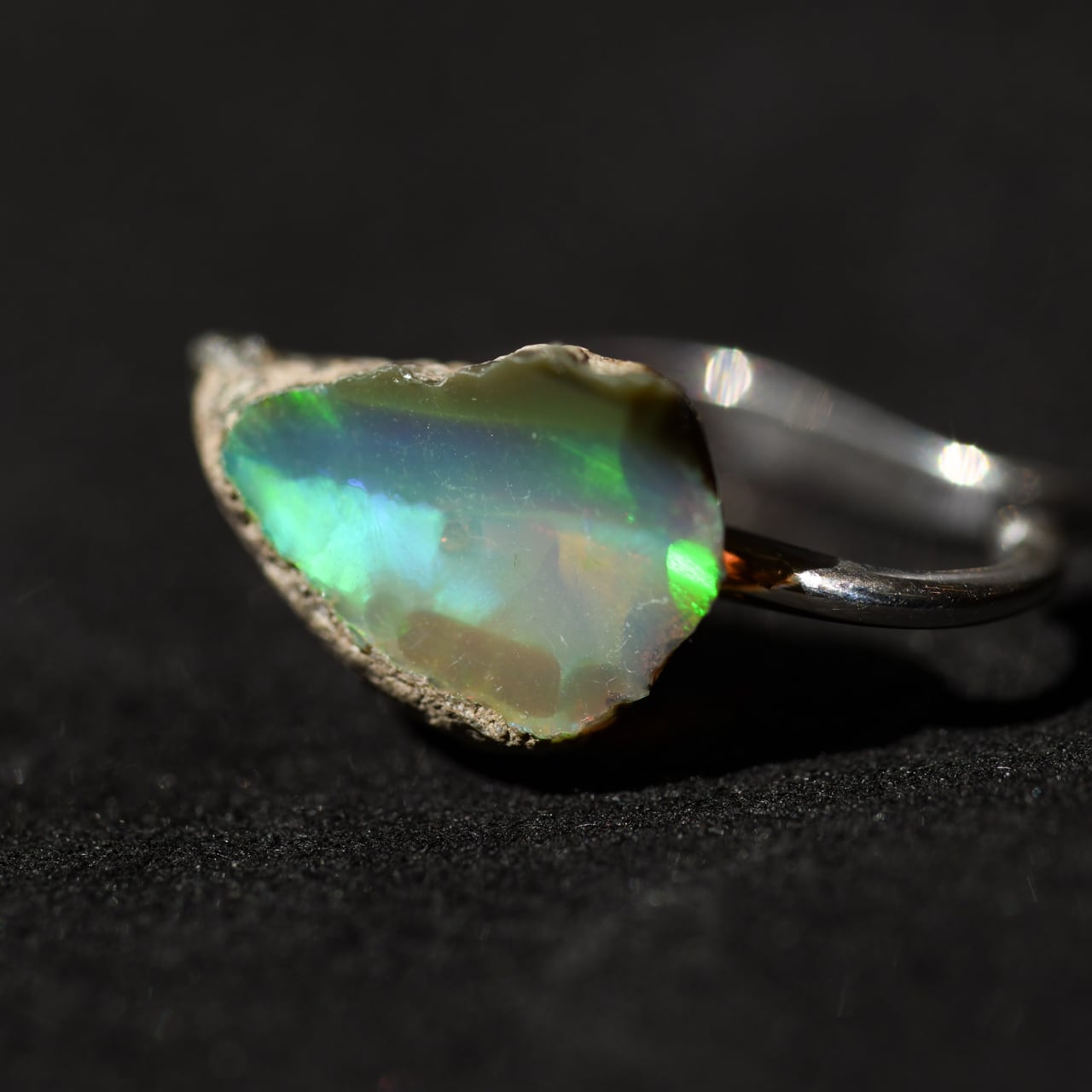 [One of a kind] Opal Raw Stone Sterling Silver Ear Cuff | Handmade Natural Stone Jewelry [Opal Fest 2023]