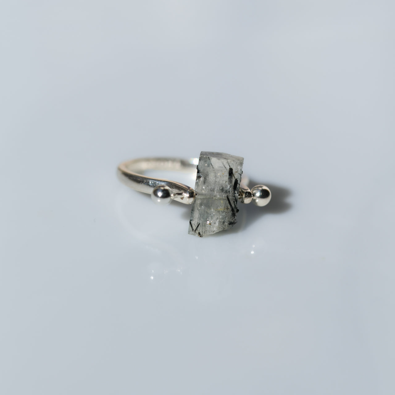 Aquamarine Raw Stone Ring - One of a Kind - handmade natural mineral jewelry by TROZO, made in Japan (view 3)
