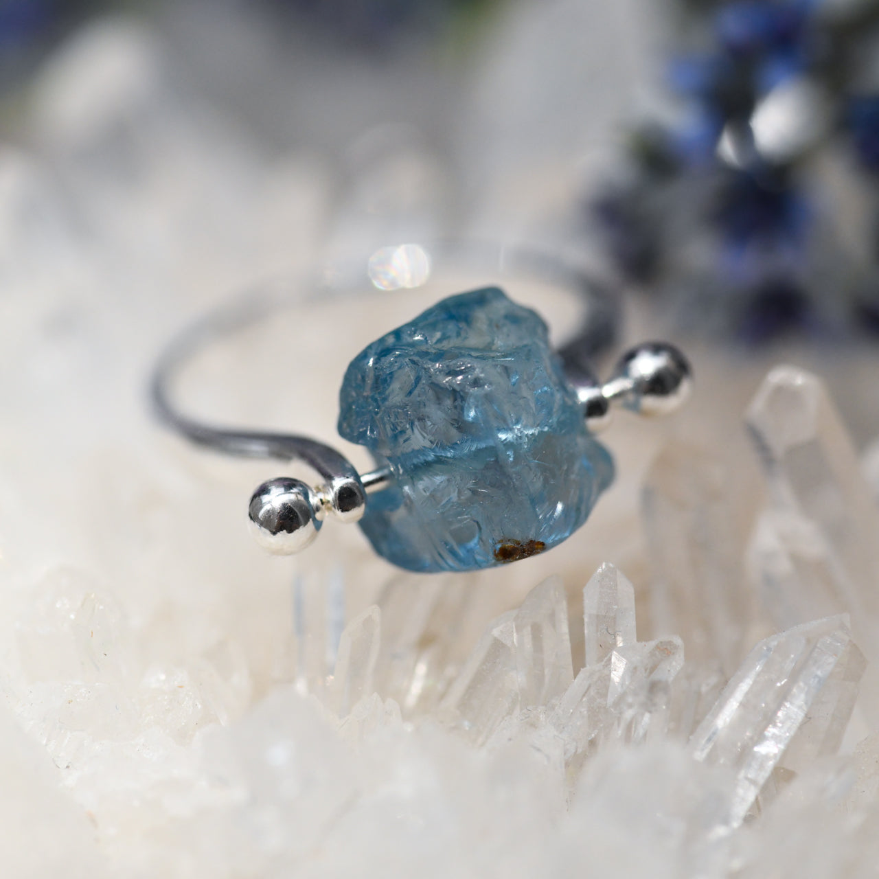 Aquamarine Raw Stone Ring - One of a Kind - handmade natural mineral jewelry by TROZO, made in Japan (view 2)