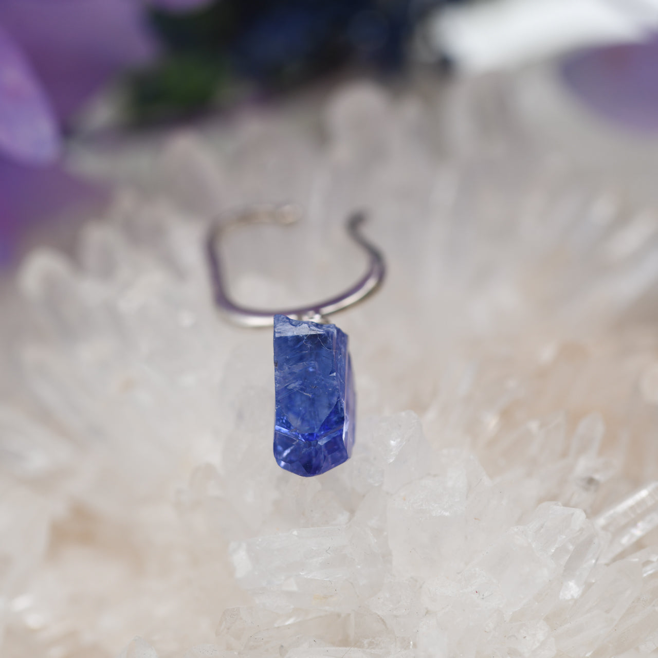 Tanzanite Raw Stone Ear Cuff - One of a Kind - handmade natural mineral jewelry by TROZO, made in Japan (view 4)