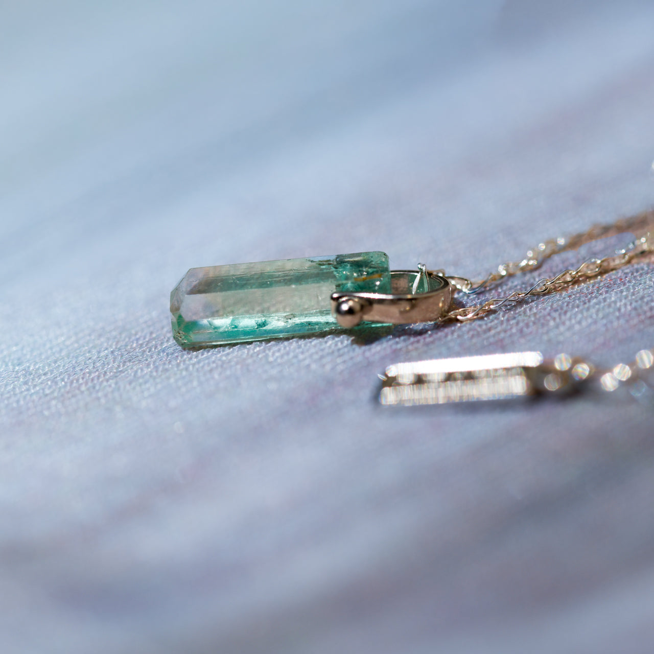 Emerald Raw Stone Necklace - One of a Kind - handmade natural mineral jewelry by TROZO, made in Japan (view 6)