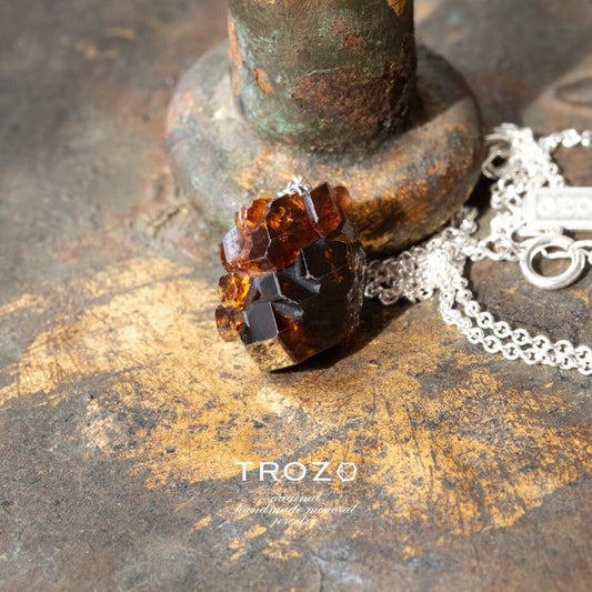 [One of a kind] Grossular Garnet Raw Stone Sterling Silver Necklace | Handmade Natural Stone Jewelry [Blood Moon Collection]