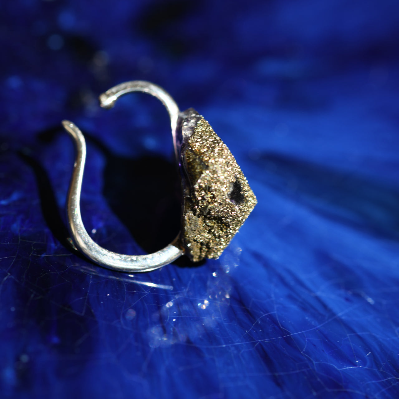 Fluorite Raw Stone Ear Cuff - One of a Kind - handmade natural mineral jewelry by TROZO, made in Japan (view 3)