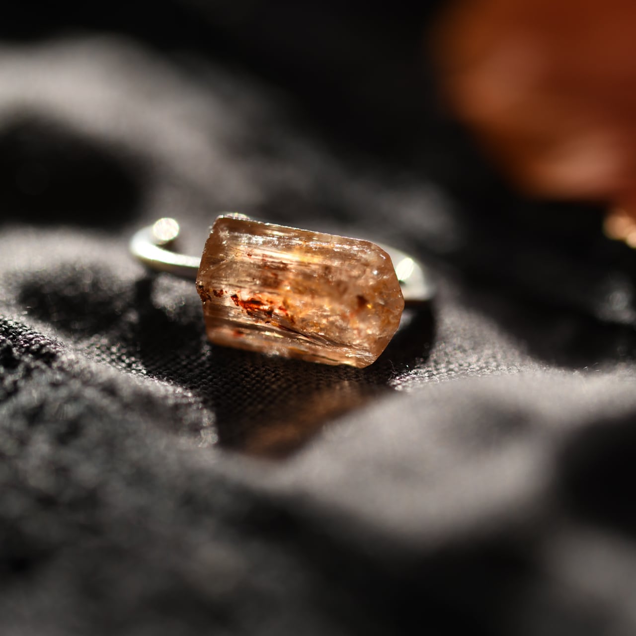 [One of a kind] Imperial Topaz Raw Stone Sterling Silver Ear Cuff | Handmade Natural Stone Jewelry [Poppy Collection]