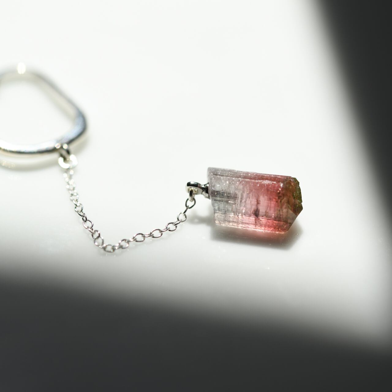 [One of a kind] Tourmaline Raw Stone Sterling Silver Ear Cuff | Handmade Natural Stone Jewelry [Tourmalin Fest]