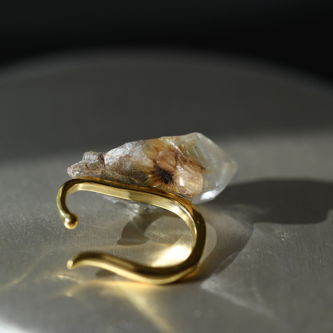 [One of a kind] Rutile Quartz Raw Stone Ear Cuff | Handmade Natural Stone Jewelry [Stay Gold Collection]