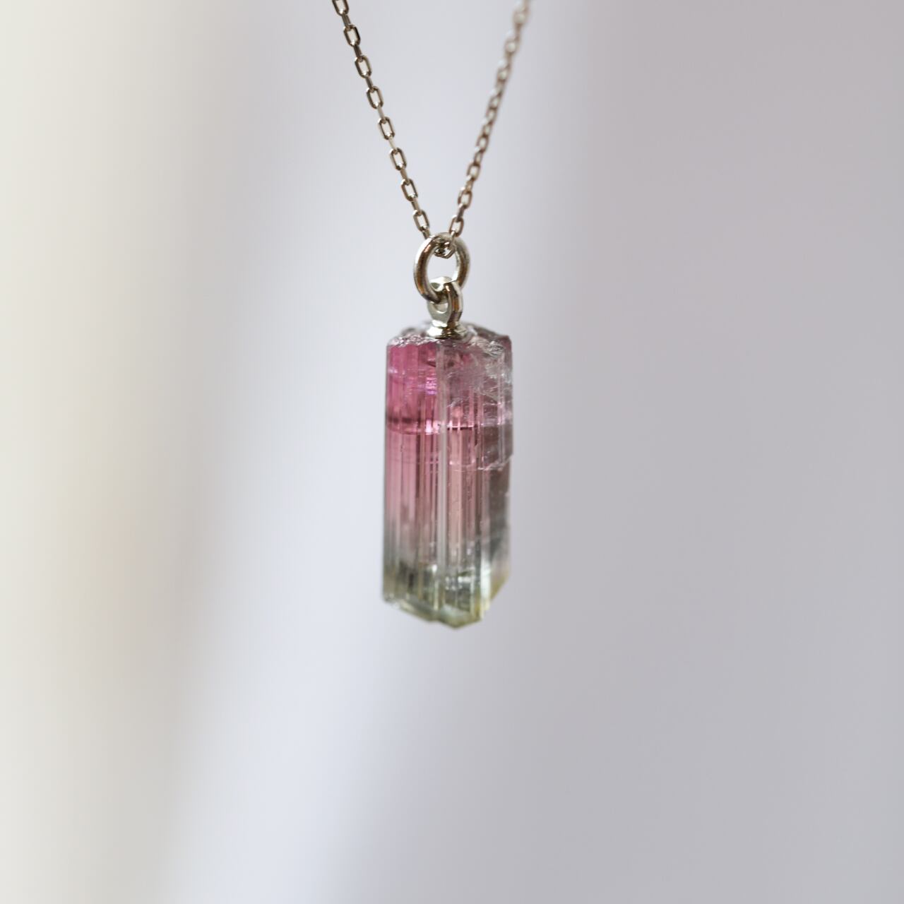 [One of a kind] Tourmaline Raw Stone Platinum Necklace | Handmade Natural Stone Jewelry [SAKURA Collection]