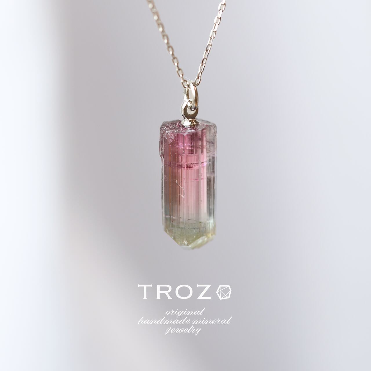 [One of a kind] Tourmaline Raw Stone Platinum Necklace | Handmade Natural Stone Jewelry [SAKURA Collection]