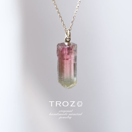 [One of a kind] Tourmaline Raw Stone Platinum Necklace | Handmade Natural Stone Jewelry [SAKURA Collection]