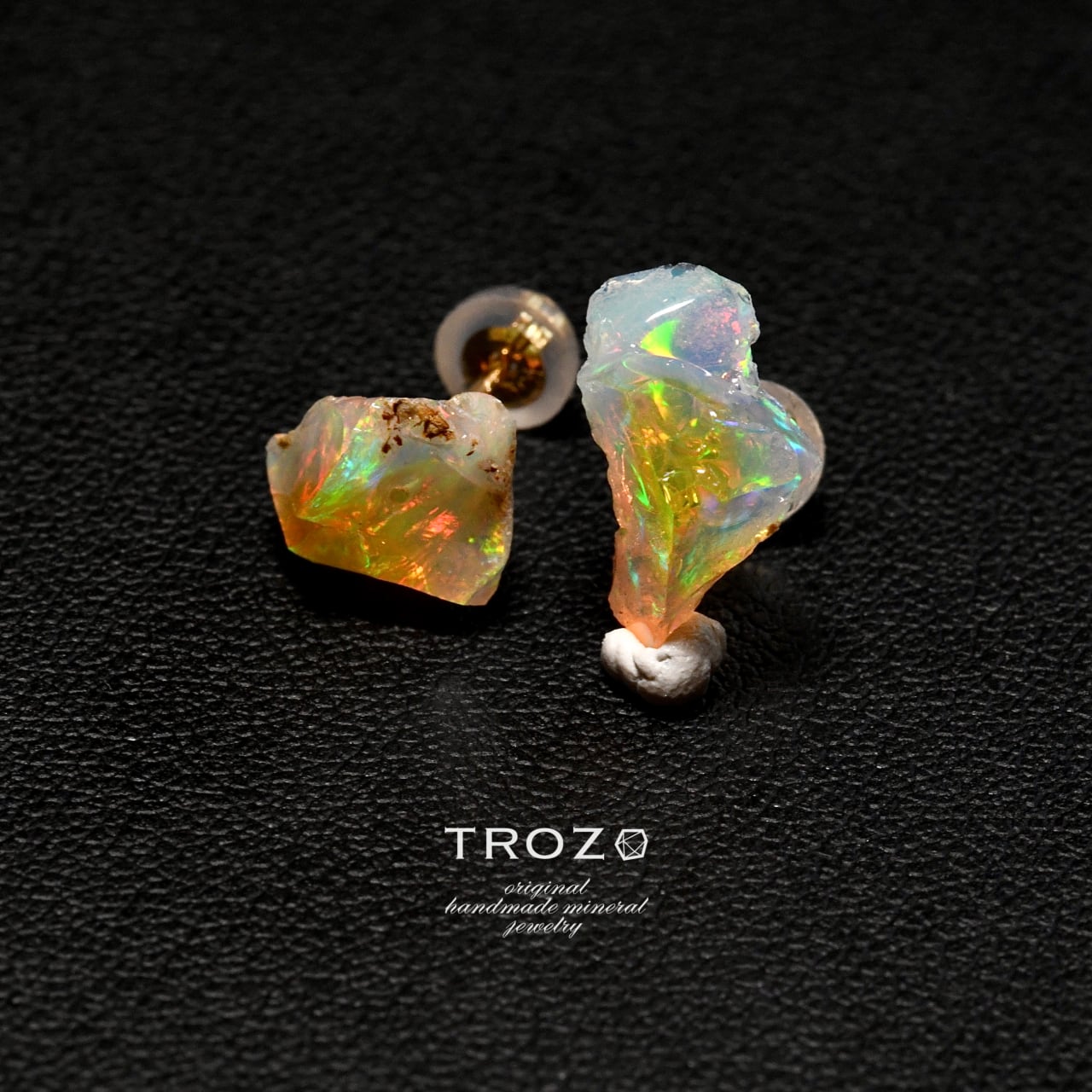 [One of a kind] Ethiopian Opal Raw Stone 18K Earrings | Handmade Natural Stone Jewelry [Opal Fest 2022]