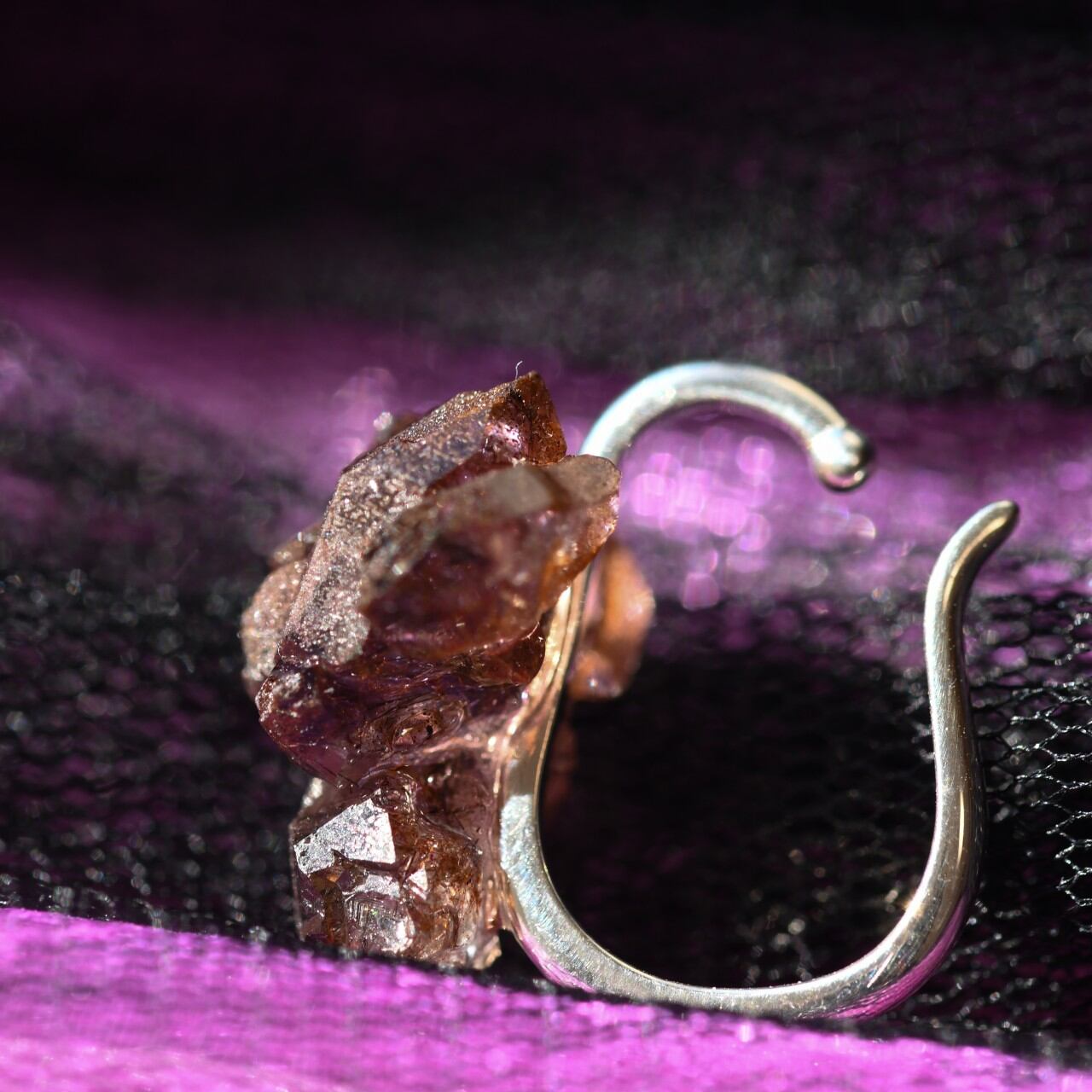 [One of a kind] Amethyst Raw Stone Sterling Silver Ear Cuff | Handmade Natural Stone Jewelry [Dark Heroine Collection]