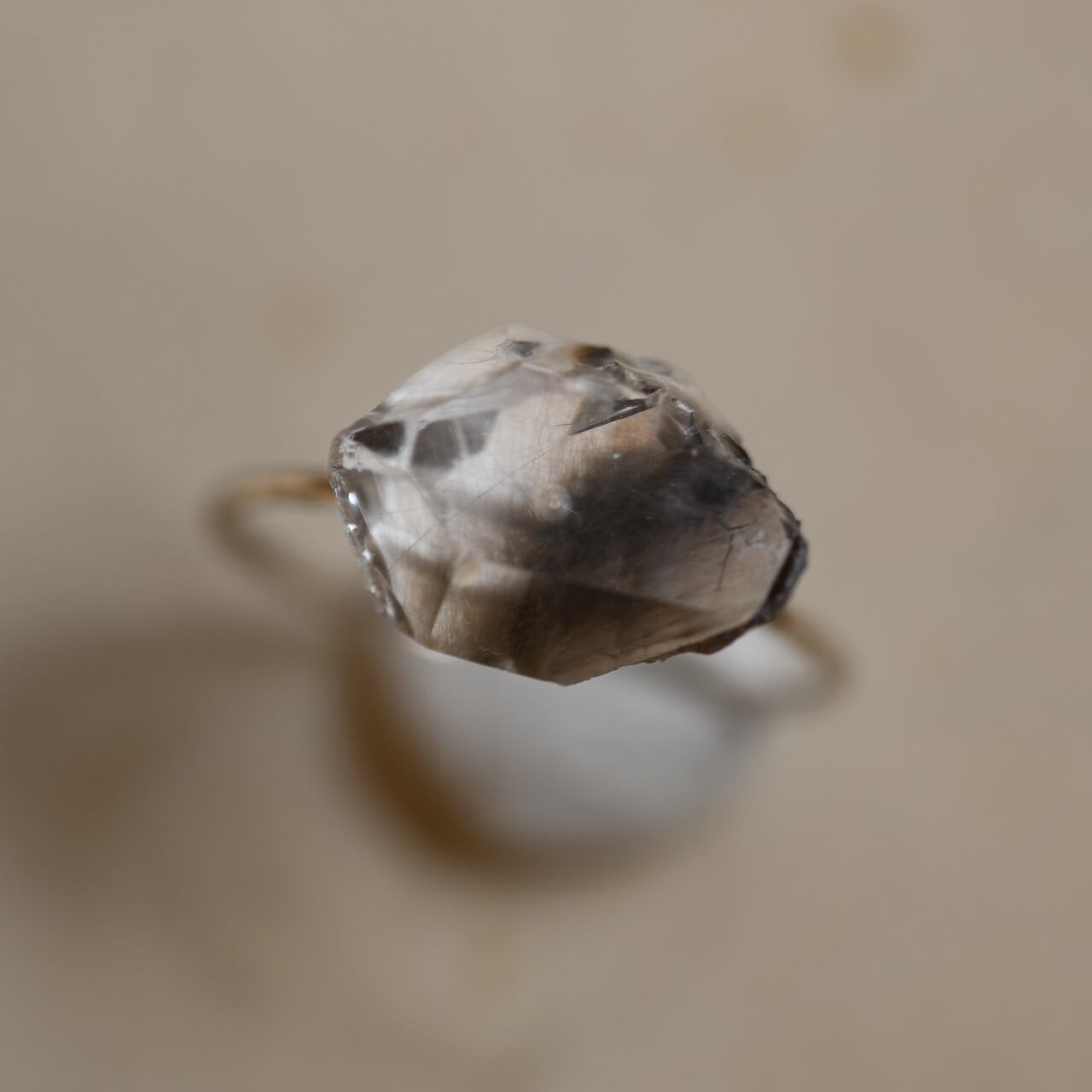 [One of a kind] Brookite In Quartz Raw Stone Ring | Handmade Natural Stone Jewelry [Black Majic Collection]