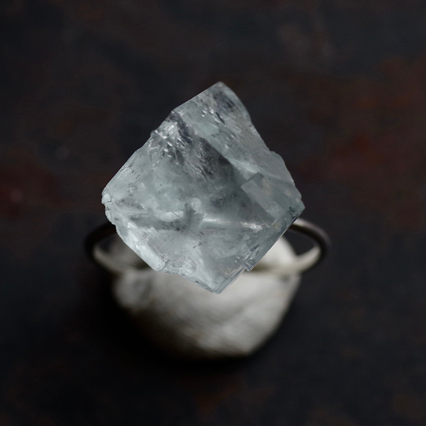 [One of a kind] Fluorite Raw Stone Ring | Handmade Natural Stone Jewelry [Silent Crystal Collection]