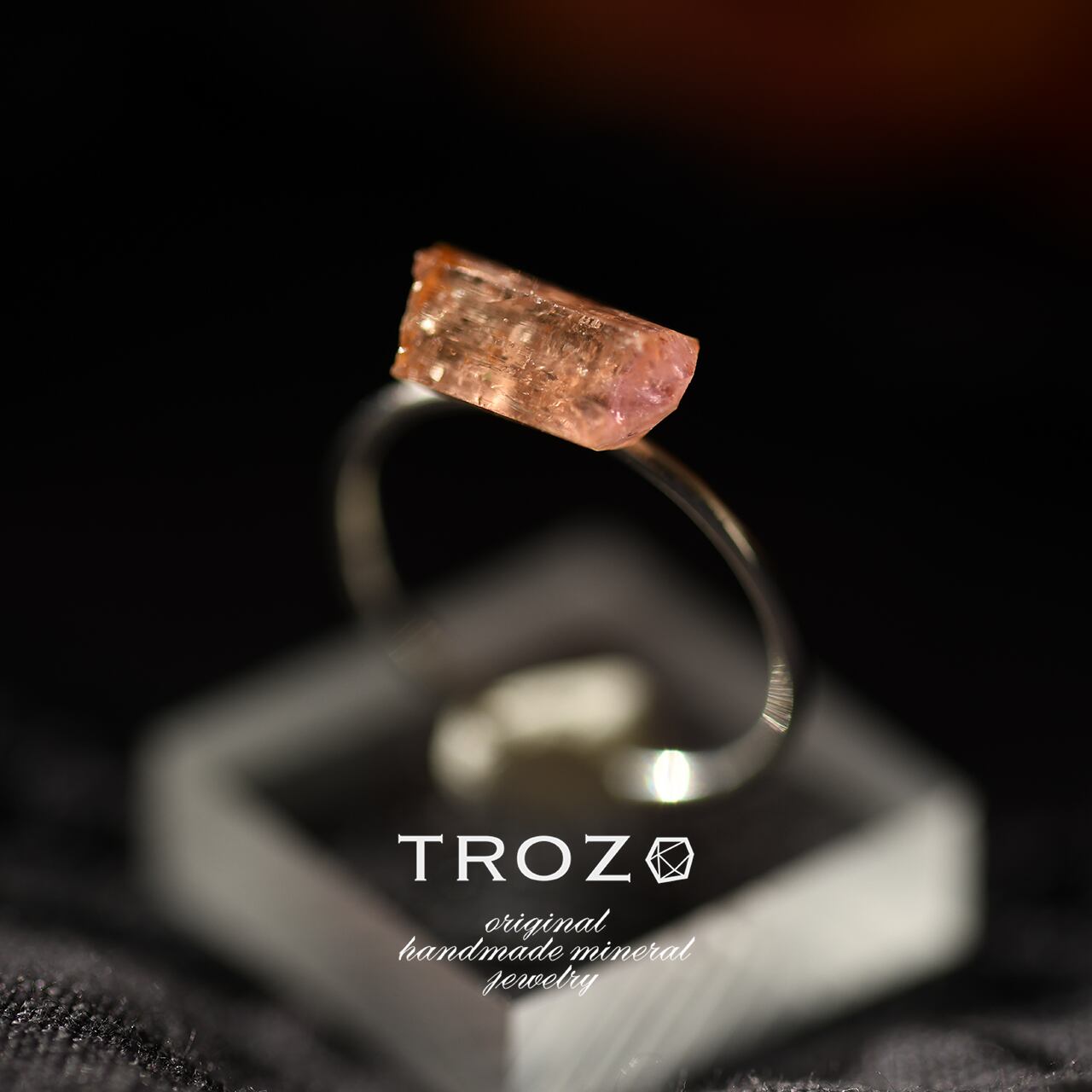 [One of a kind] Imperial Topaz Raw Stone Ring | Handmade Natural Stone Jewelry [Poppy Collection]