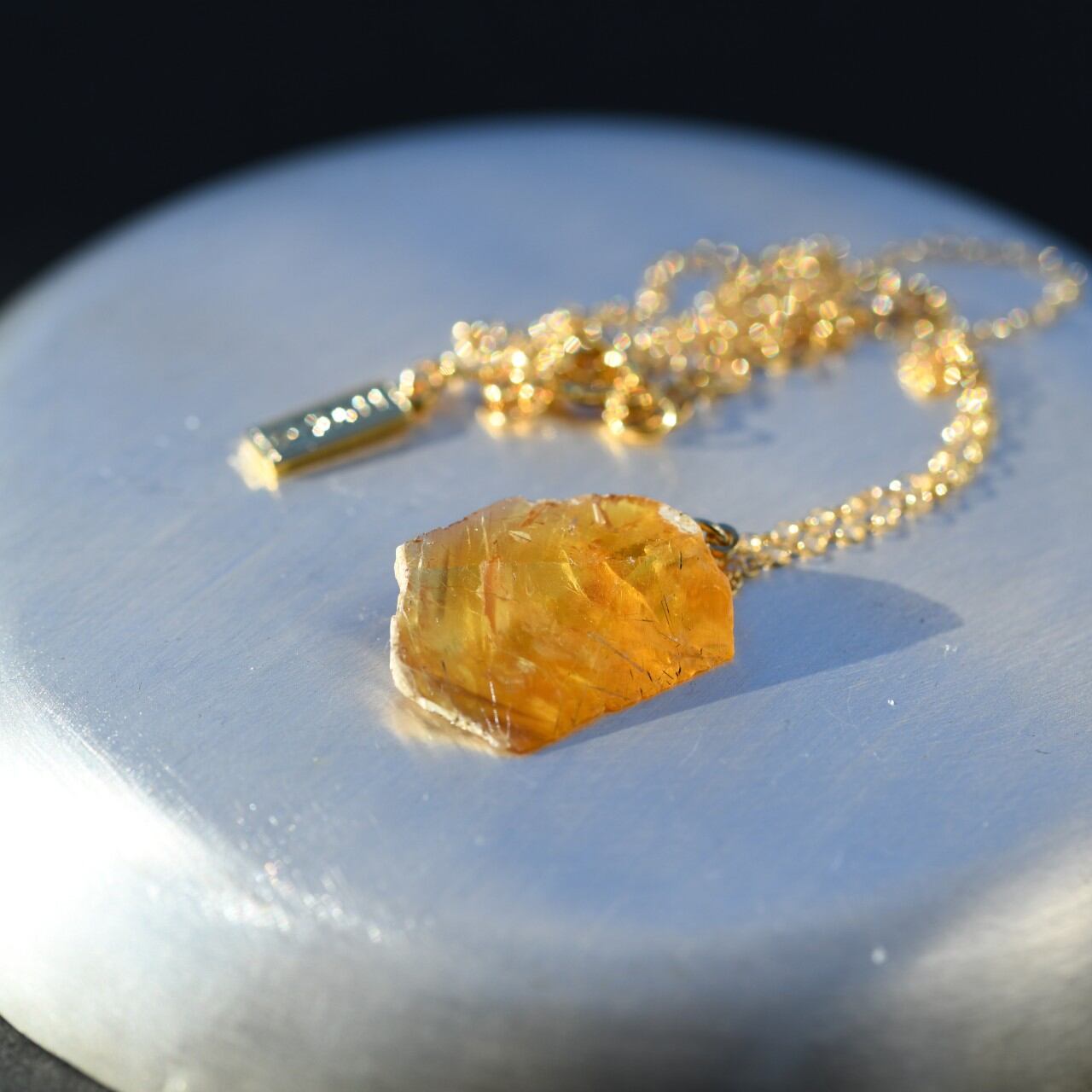 [One of a kind] Sphene Raw Stone 14KGF Necklace | Handmade Natural Stone Jewelry [Stay Gold Collection]