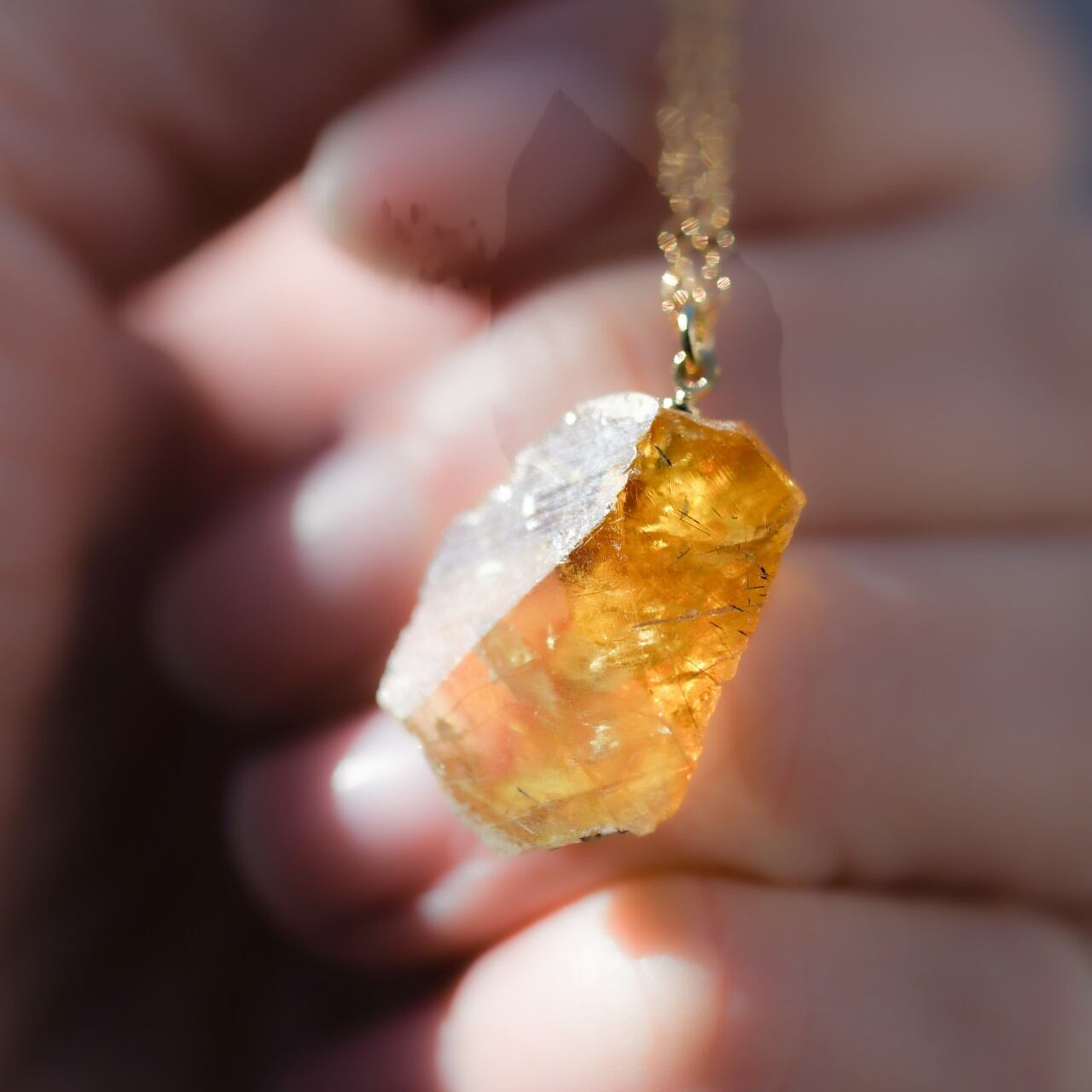 [One of a kind] Sphene Raw Stone 14KGF Necklace | Handmade Natural Stone Jewelry [Stay Gold Collection]