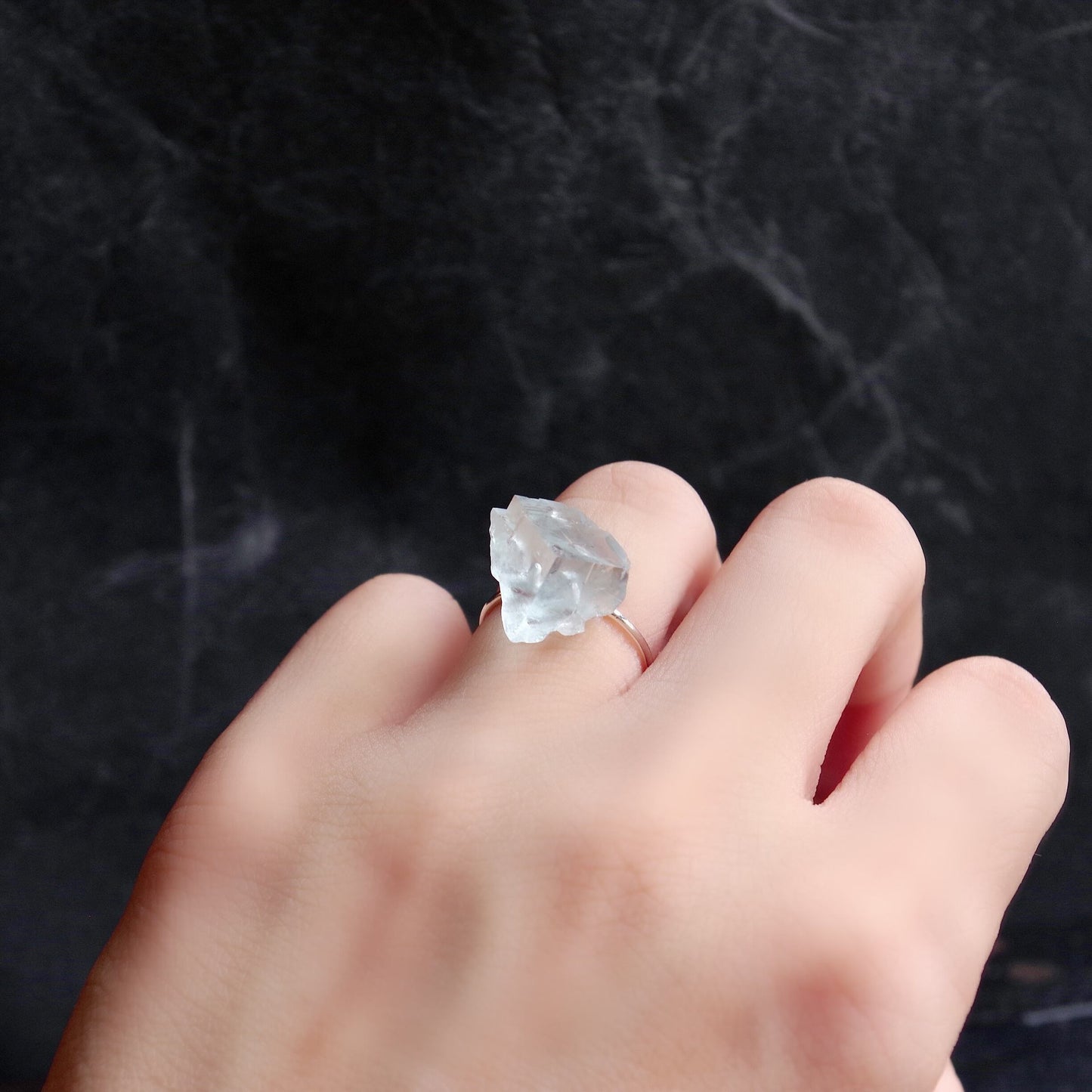 [One of a kind] Fluorite Raw Stone Ring | Handmade Natural Stone Jewelry [Silent Crystal Collection]